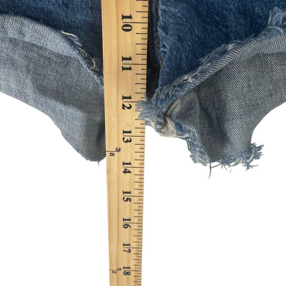 Levi's‎ Women's 501 Size 29 High Rise Cut Off Denim Shorts - Picture 7 of 7
